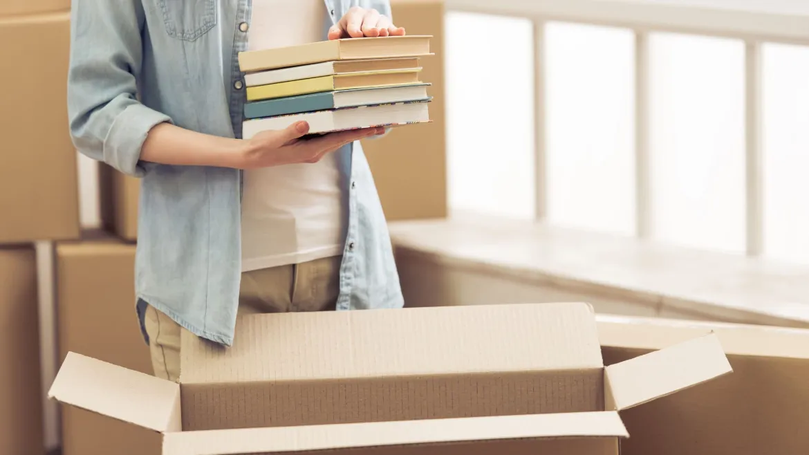 How to pack books for moving packing books 12 2048x1367 1